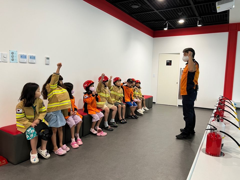 KakaoTalk_20230809_153115083_09.jpg