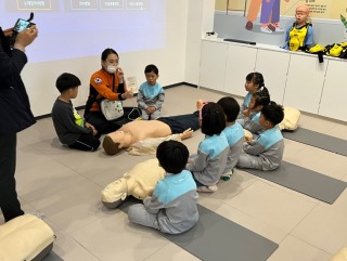 KakaoTalk_20231102_145055168_06.jpg